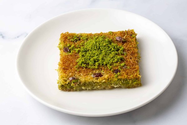 How to Make an Authentic Argentine Chimichurri for Grilled Meats?